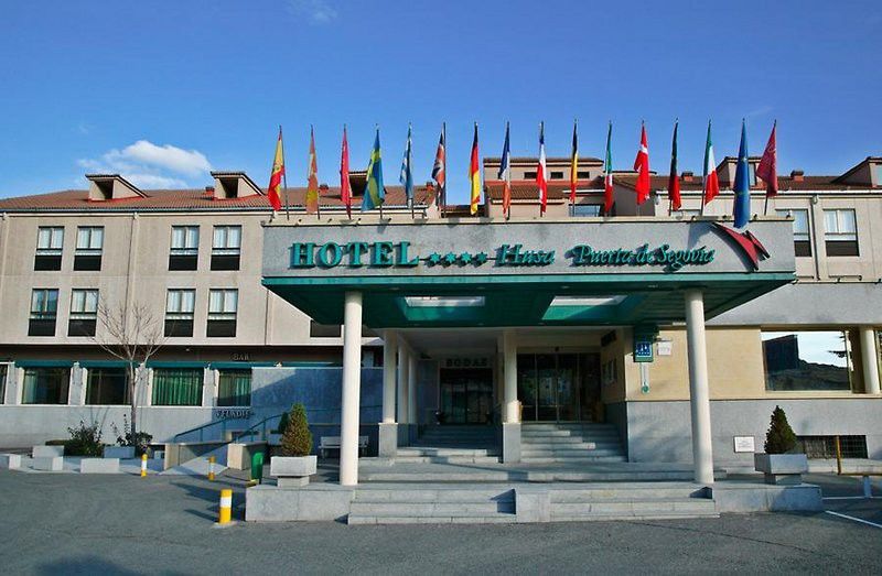 Hotel Puerta De Segovia La Lastrilla Exterior foto